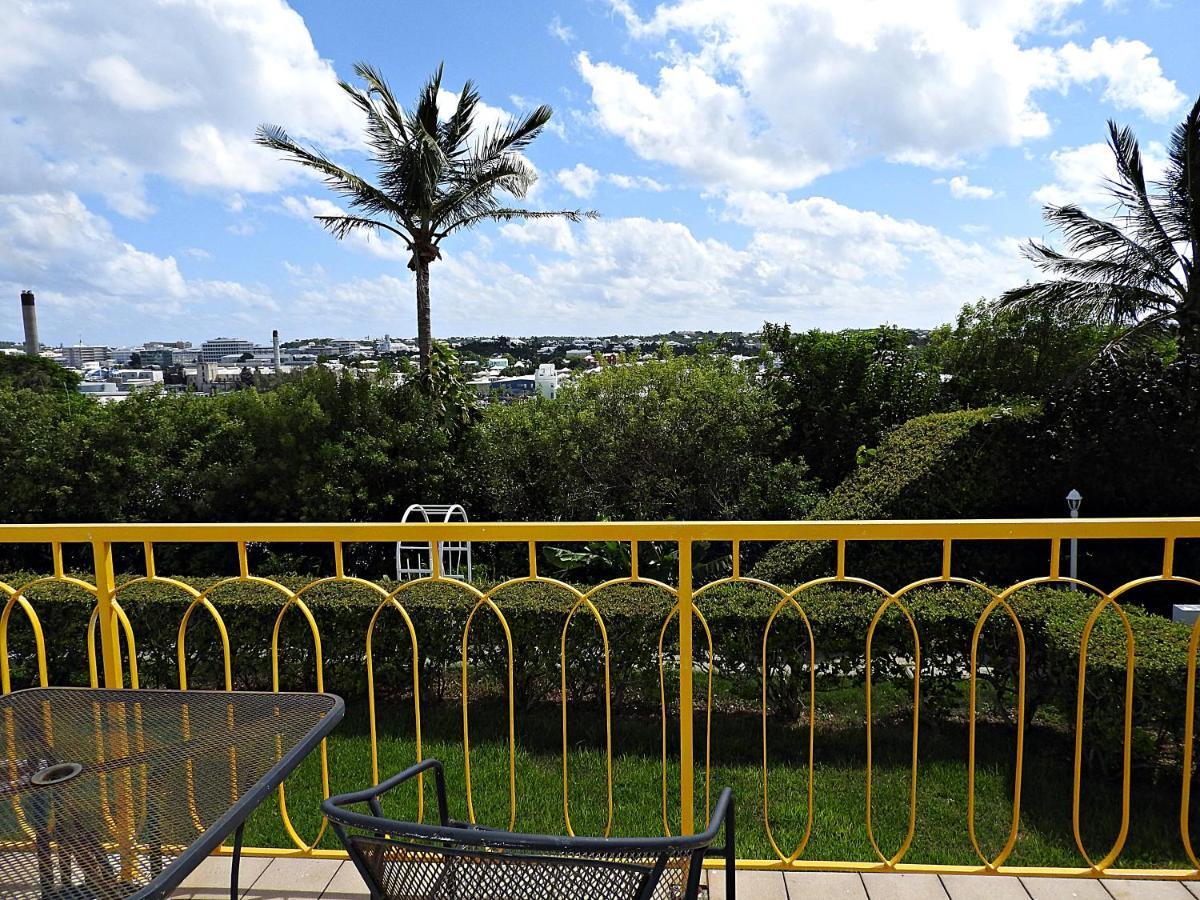 Windsong Guest Apartments Pembroke ภายนอก รูปภาพ