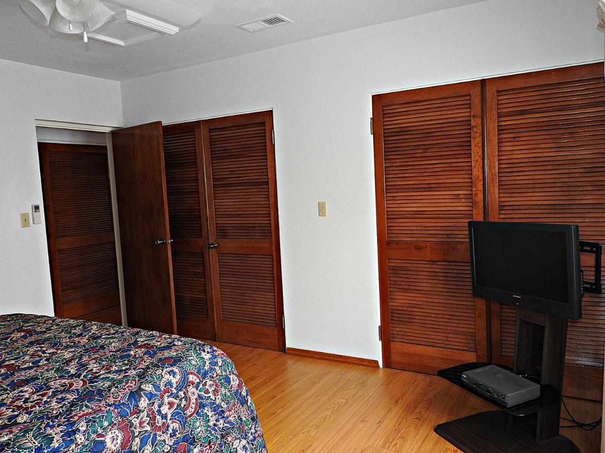 Windsong Guest Apartments Pembroke ภายนอก รูปภาพ